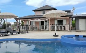 Villa de 8 chambres avec vue sur la mer piscine privee et jardin clos a Saint Benoit a 5 km de la plage